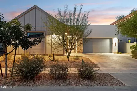 1116 E La Mirada Dr, Phoenix, AZ 85042