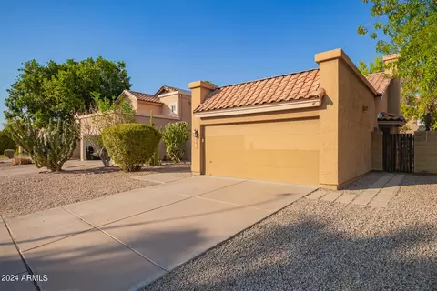 1760 W Ivanhoe St, Chandler, AZ 85224