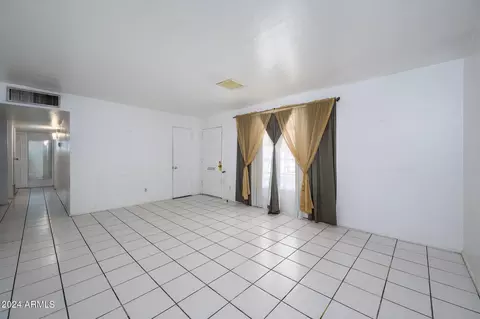 5813 N 23rd Ave, Phoenix, AZ 85015 photo 7
