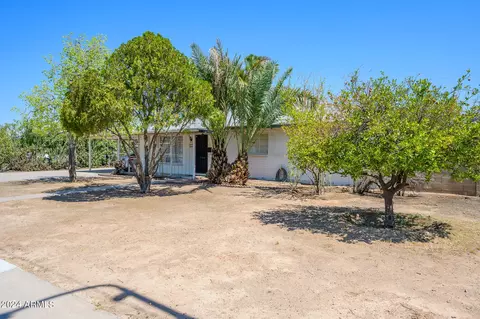 5813 N 23rd Ave, Phoenix, AZ 85015 photo 2