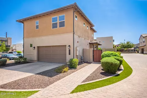 1976 S Follett Way, Gilbert, AZ 85295 photo 2
