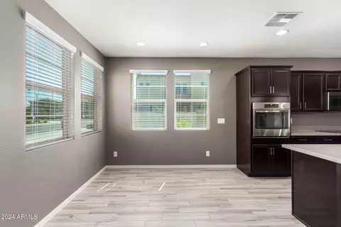 1976 S Follett Way, Gilbert, AZ 85295 photo 6