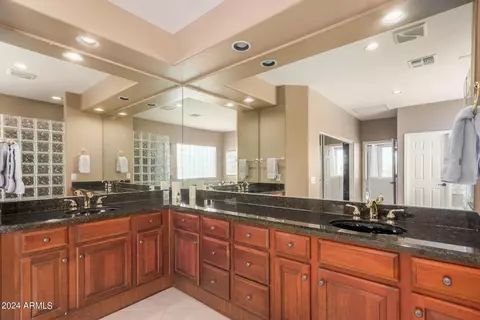 14630 S 4th Ave, Phoenix, AZ 85045 photo 14