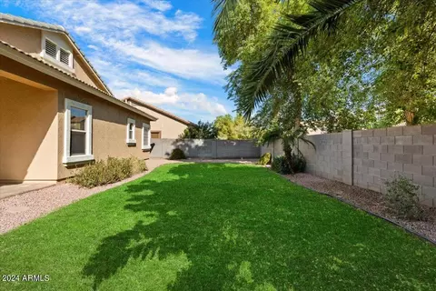 1933 E Dublin St, Gilbert, AZ 85295 photo 4