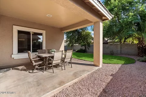 1933 E Dublin St, Gilbert, AZ 85295 photo 3