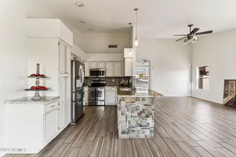 4069 E White Aster St, Phoenix, AZ 85044 photo 8