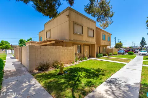 6821 S Bonarden Ln, Tempe, AZ 85283