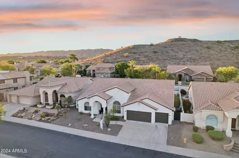 View/Area - 1624 E Briarwood Ter, Phoenix, AZ 85048 photo 1 of 14