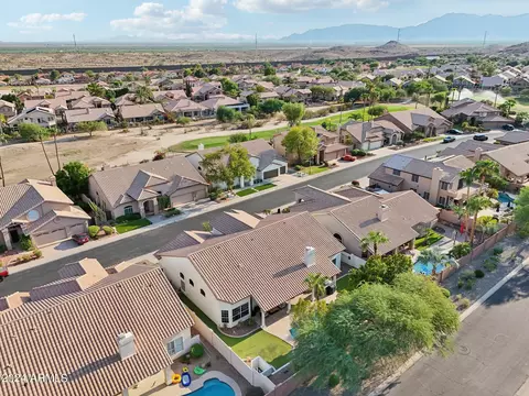 View/Area - 1624 E Briarwood Ter, Phoenix, AZ 85048 photo 8 of 14