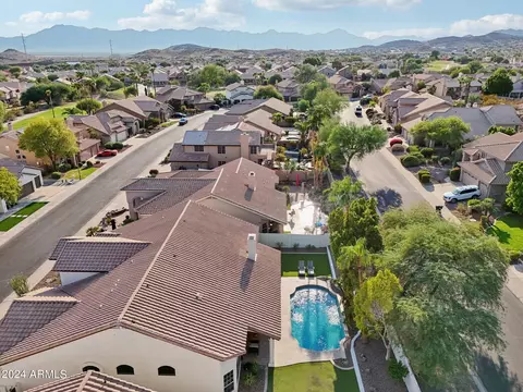 View/Area - 1624 E Briarwood Ter, Phoenix, AZ 85048 photo 9 of 14