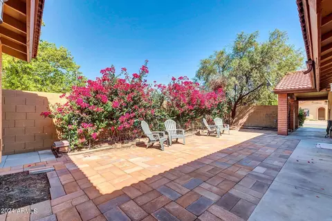 12004 S Crow Ct, Phoenix, AZ 85044 photo 19