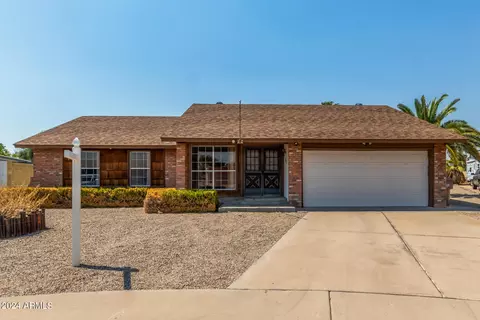 8806 N 105th Ln, Peoria, AZ 85345