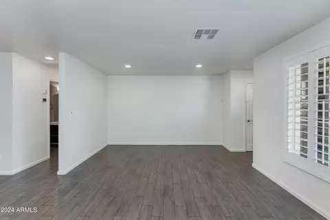 821 E Cavalier Dr, Phoenix, AZ 85014 photo 7