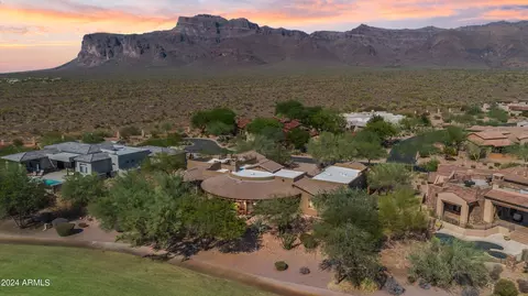 2496 S Geronimo Head Trl, Gold Canyon, AZ 85118