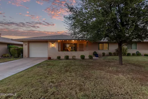 9546 W Shasta Dr, Sun City, AZ 85351