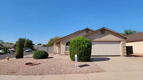 8512 E Clovis Ave, Mesa, AZ 85208