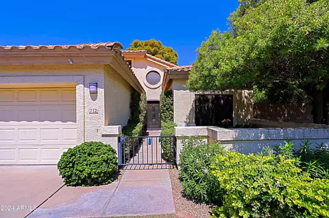 72 E Dawn Dr, Tempe, AZ 85284 photo 8