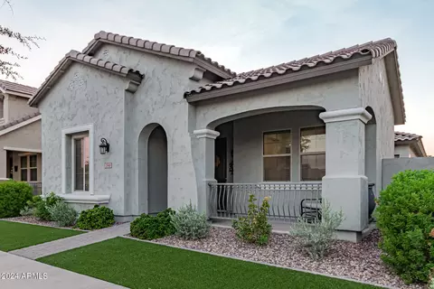 2946 S Beckett St, Gilbert, AZ 85295