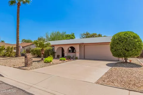3745 E Acoma Dr, Phoenix, AZ 85032 photo 2