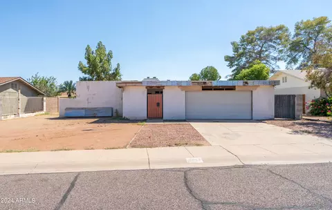 3027 E Windrose Dr, Phoenix, AZ 85032
