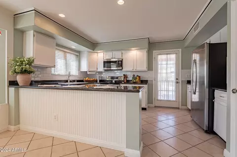 1938 E Colt Rd, Tempe, AZ 85284 photo 10