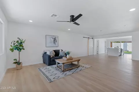 1000 E Marigold Ln, Tempe, AZ 85288 photo 3
