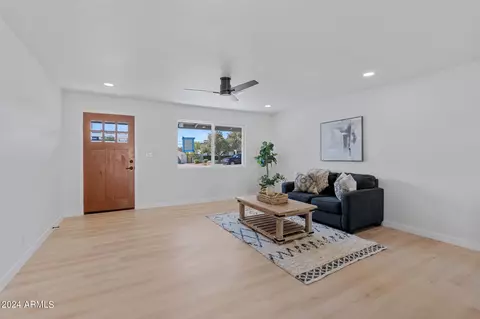 1000 E Marigold Ln, Tempe, AZ 85288 photo 4