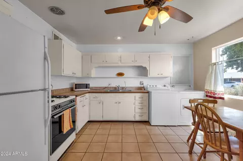 4044 W Rovey Ave, Phoenix, AZ 85019 photo 6