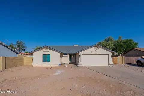 1009 N Sericin --, Mesa, AZ 85205