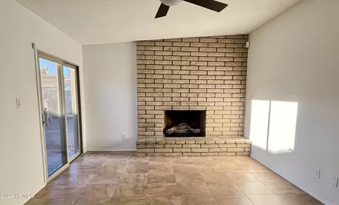 2537 E Pebble Beach Dr, Tempe, AZ 85282 photo 11