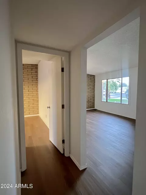 2537 E Pebble Beach Dr, Tempe, AZ 85282 photo 7