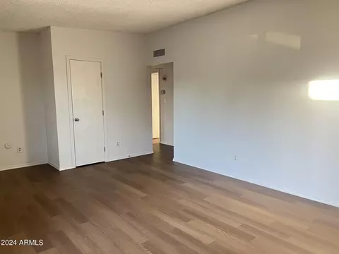 2537 E Pebble Beach Dr, Tempe, AZ 85282 photo 5
