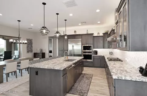 Kitchen - 17755 E Cindercone Rd, Rio Verde, AZ 85263 photo 5 of 7