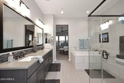 Bath - 17755 E Cindercone Rd, Rio Verde, AZ 85263 photo 7 of 10