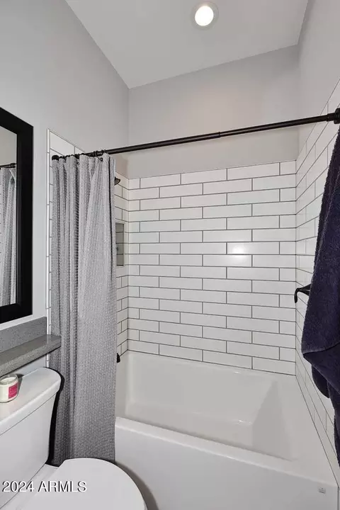 Bath - 17755 E Cindercone Rd, Rio Verde, AZ 85263 photo 6 of 10