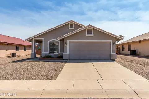 827 Tularosa Dr, Sierra Vista, AZ 85635