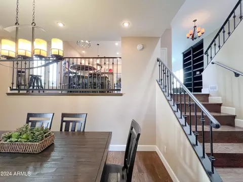 1014 E Country Gables Dr, Phoenix, AZ 85022 photo 8