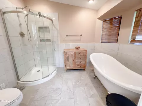 1014 E Country Gables Dr, Phoenix, AZ 85022 photo 16