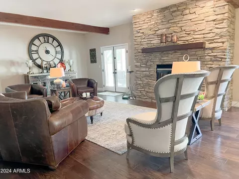 1014 E Country Gables Dr, Phoenix, AZ 85022 photo 10
