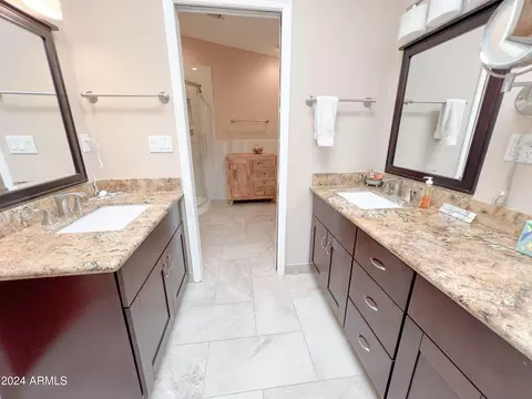 1014 E Country Gables Dr, Phoenix, AZ 85022 photo 15