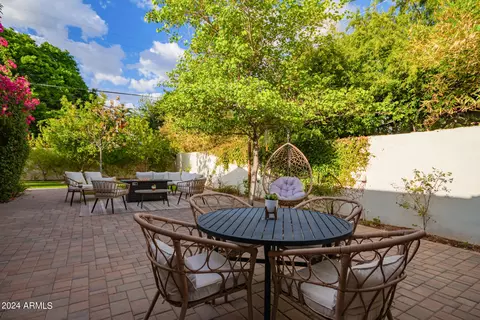 340 E Orange Dr, Phoenix, AZ 85012 photo 25