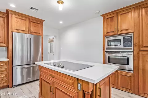 340 E Orange Dr, Phoenix, AZ 85012 photo 22