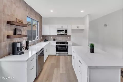 10534 E Flower Ave, Mesa, AZ 85208 photo 9