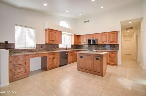 1438 E Shannon St, Gilbert, AZ 85295 photo 21