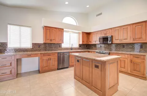 1438 E Shannon St, Gilbert, AZ 85295 photo 13