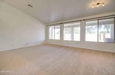 1438 E Shannon St, Gilbert, AZ 85295 photo 11