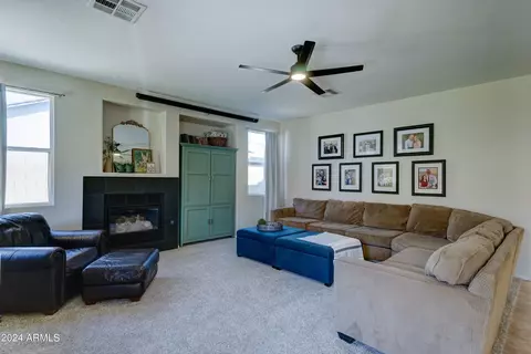 859 E Oakland St, Gilbert, AZ 85295 photo 12