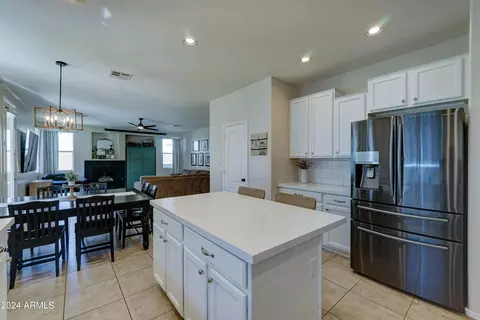 859 E Oakland St, Gilbert, AZ 85295 photo 8