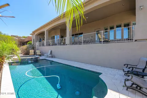 Exterior - 1532 E Sharon Dr, Phoenix, AZ 85022 photo 10 of 18