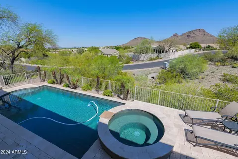 Exterior - 1532 E Sharon Dr, Phoenix, AZ 85022 photo 12 of 18